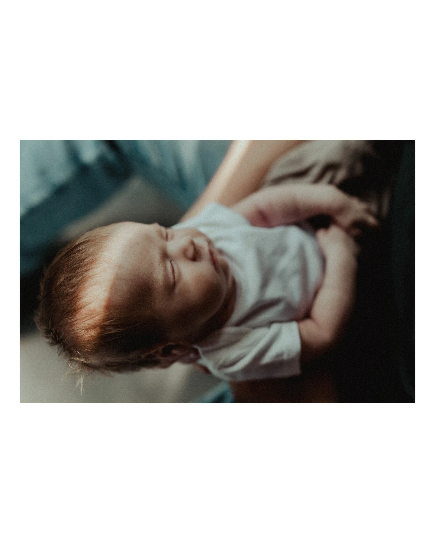 On of the reasons I love in-home lifestyle newborn sessions is that the cozy quietness of those first few weeks can be captured in an environment that feels comfortable and safe for your kiddo(s) AND for you and your partner. You don't have to dress 