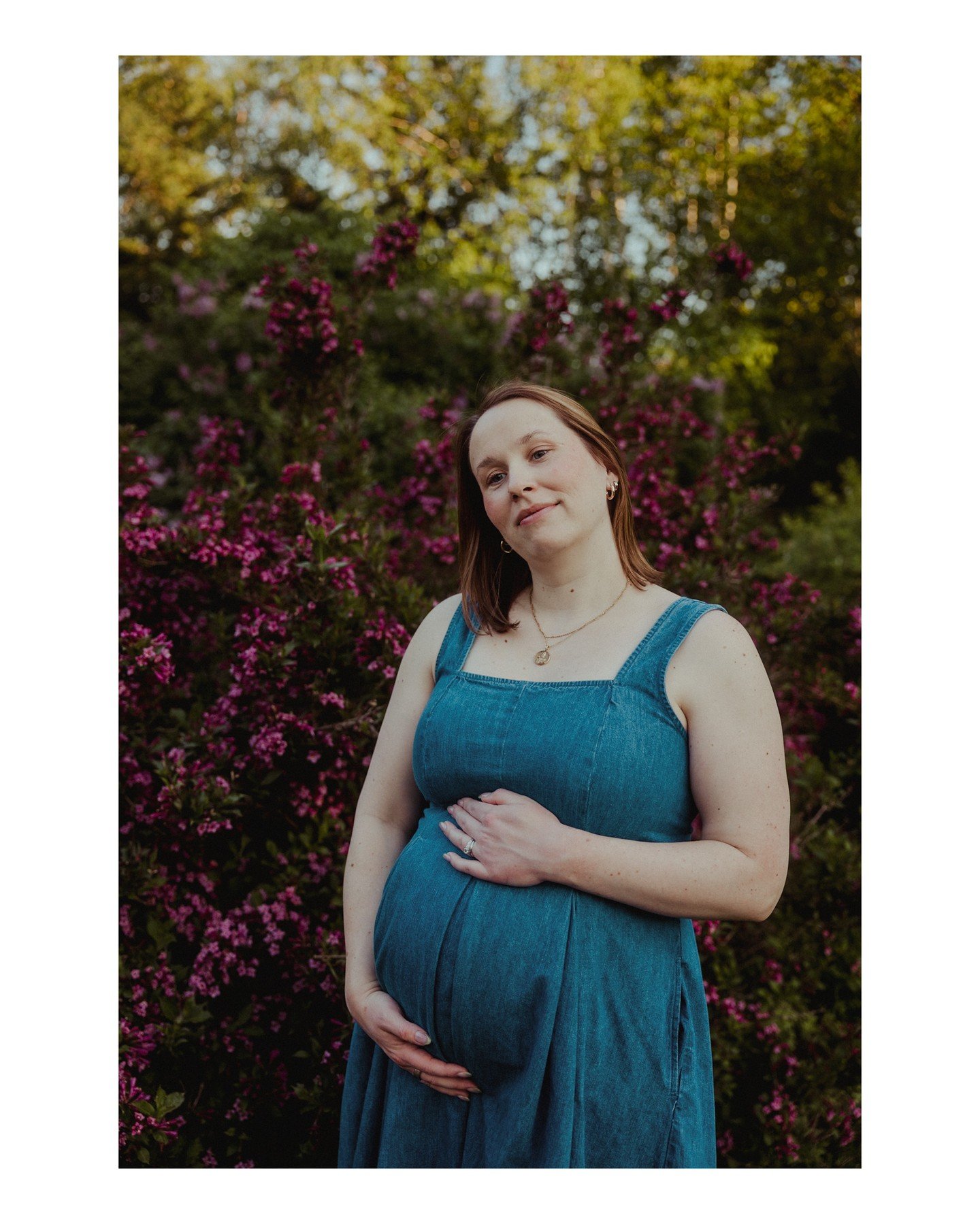 Are you expecting? Save $100 when you book maternity and newborn portraits together if you book between now and 12/31/2026 (even if the sessions take place later)! Head to the contact link in our bio to reach out! 
.
.
.
.
.
[Image Description: A whi