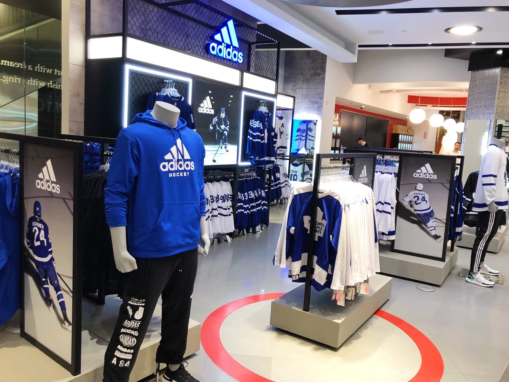 adidas store waterfront