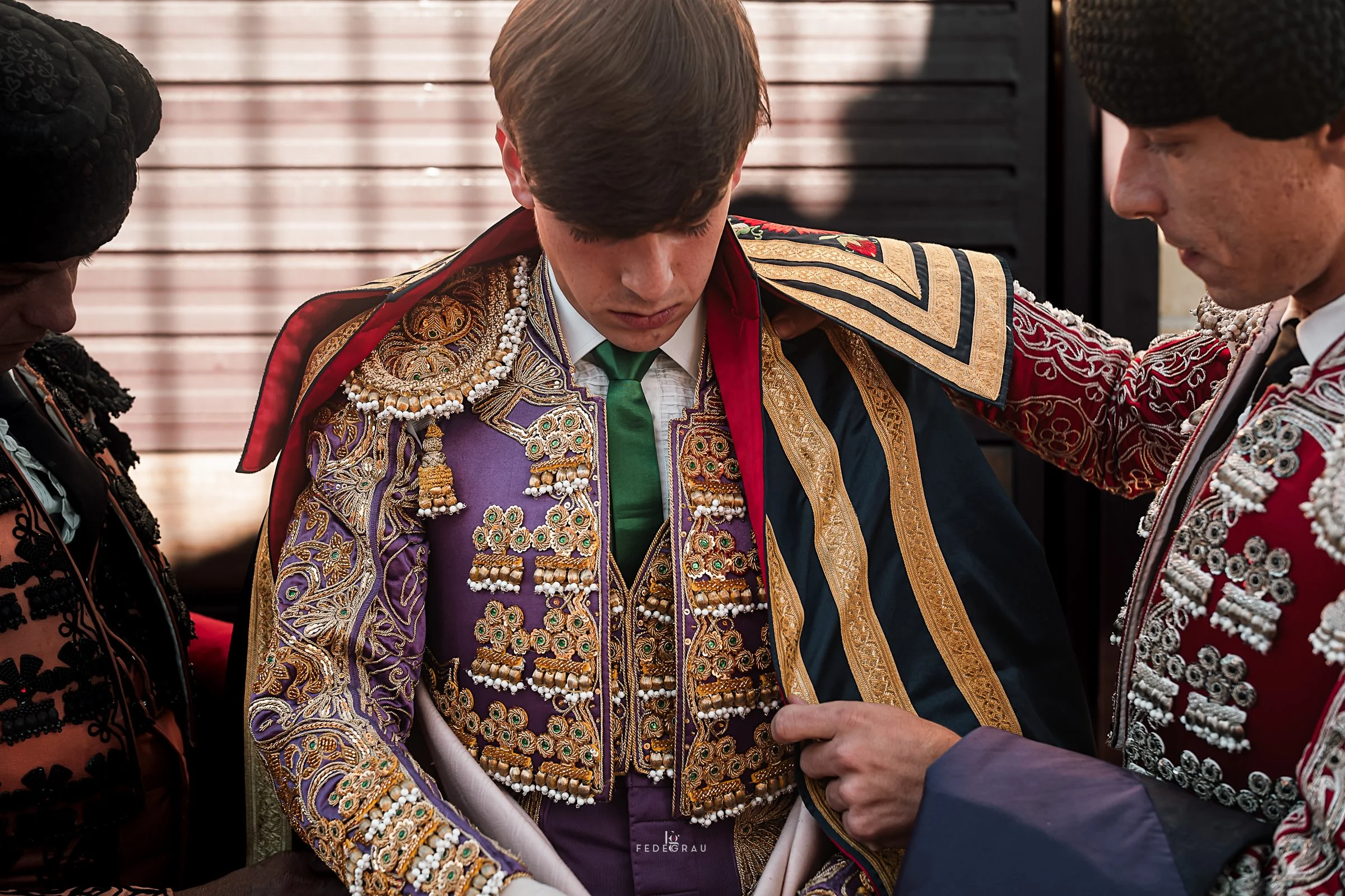 05-matador-dressing-ritual-fedegrau.jpg