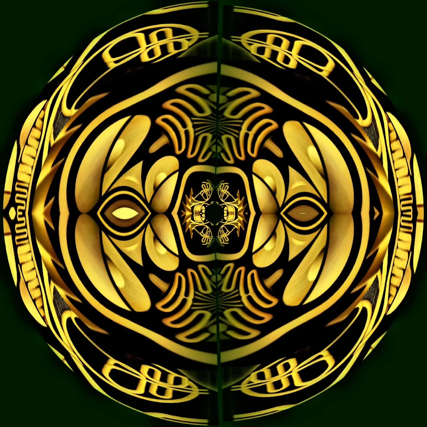 Underwater Boudoir Photograph 
#underwaterphotography #boudoirphotography #darkgreen #oral #marine