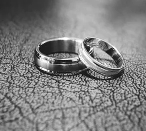 wedding rings pexels-photo.jpg