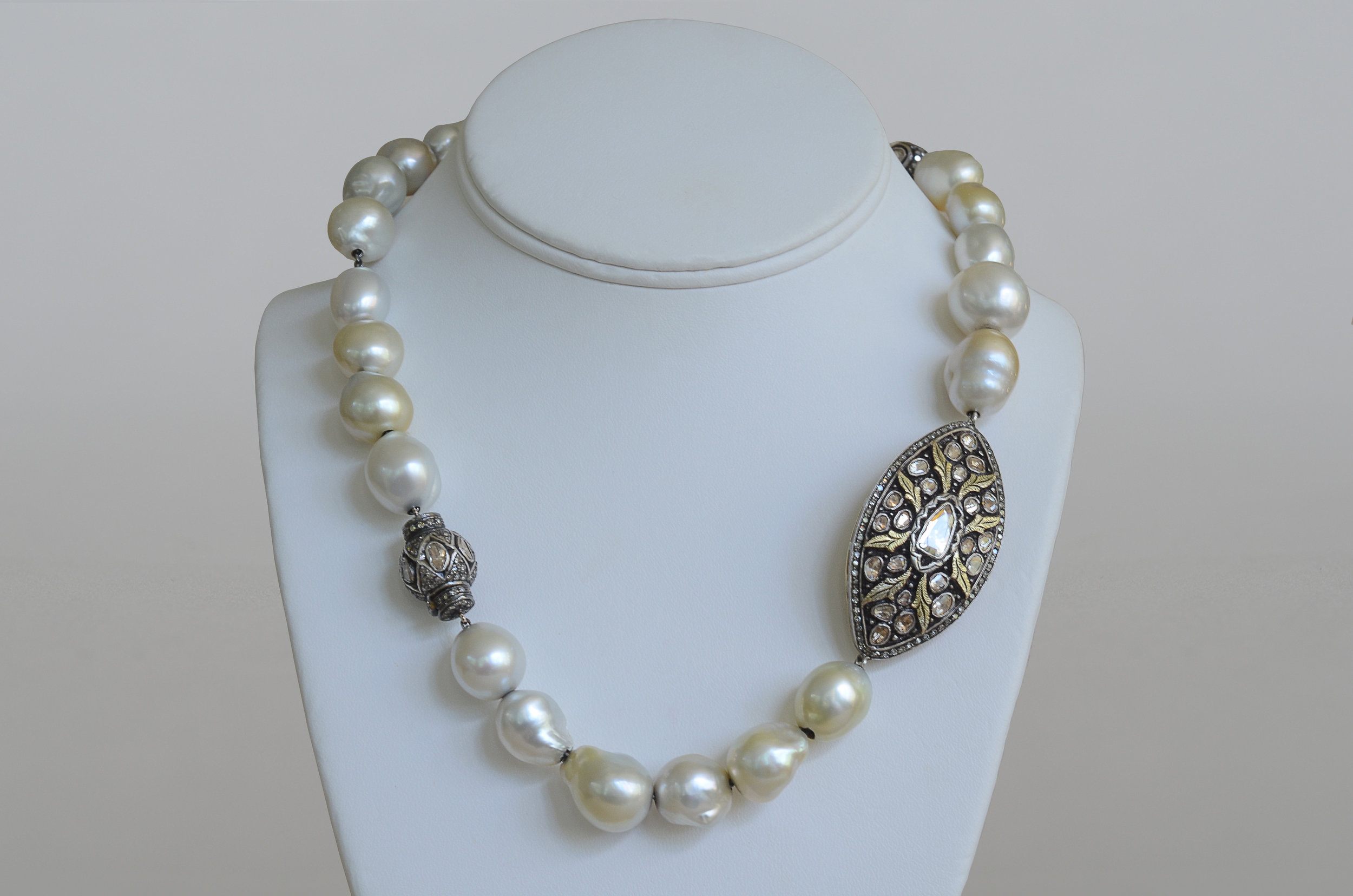 Pearl and Broach necklace.jpg