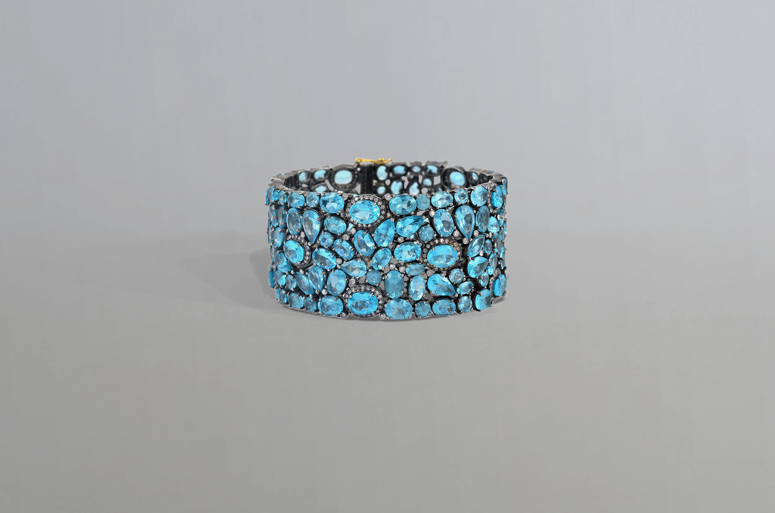 95.10 Carat Apatite with 2.95 Carat Diamond Bracelet set in Sterling Silver