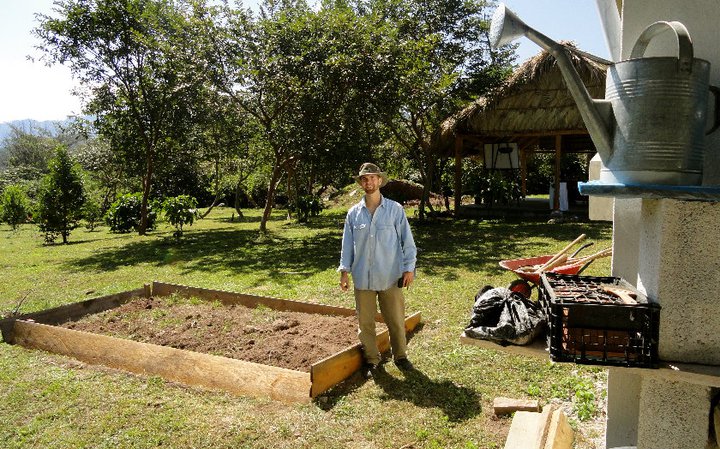 BVC Esquipulas 2010 Adam Gentner framed in garden.jpg