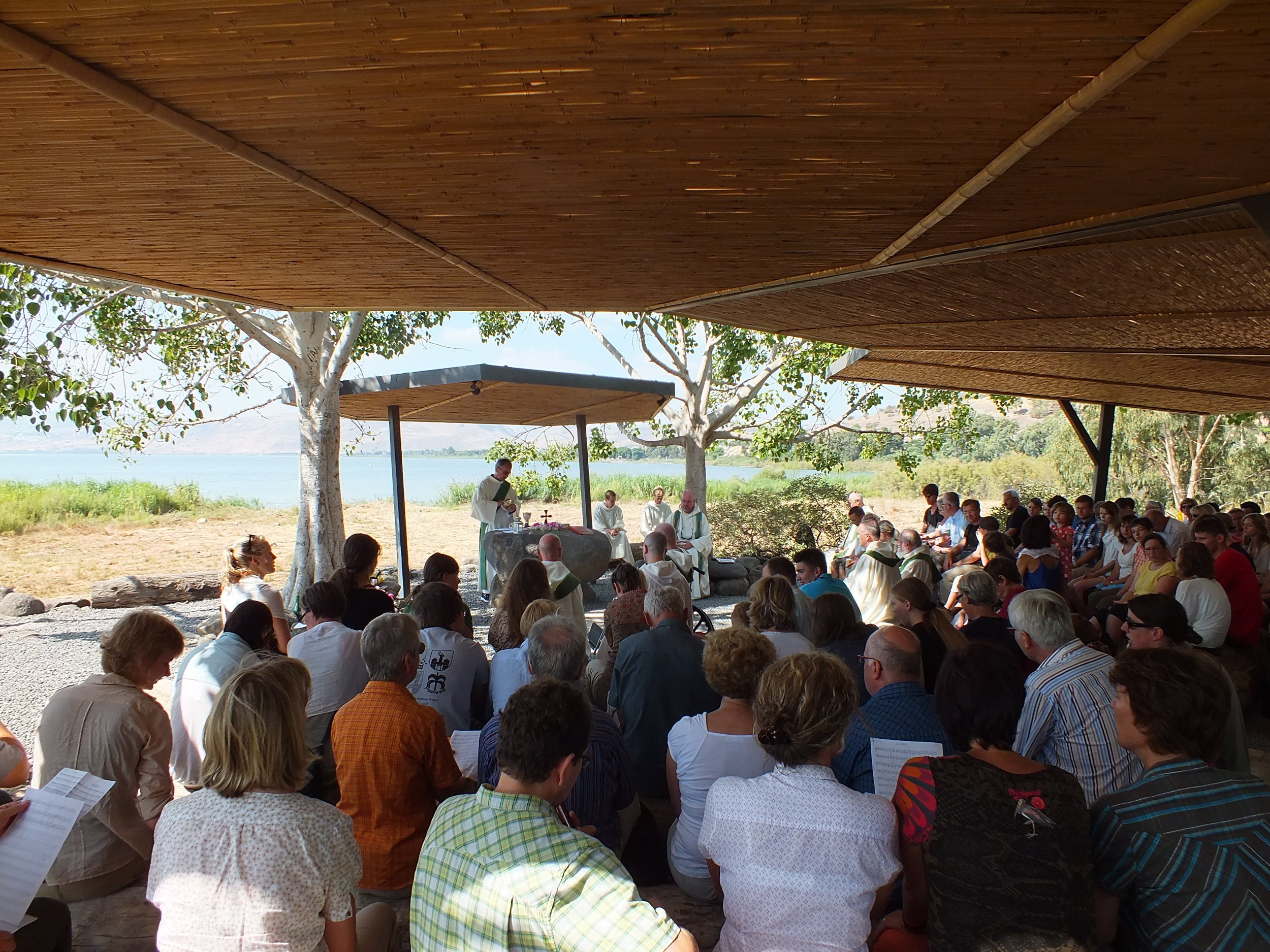 BVC Tabgha 2012 Mass at Sea of Galilee.JPG