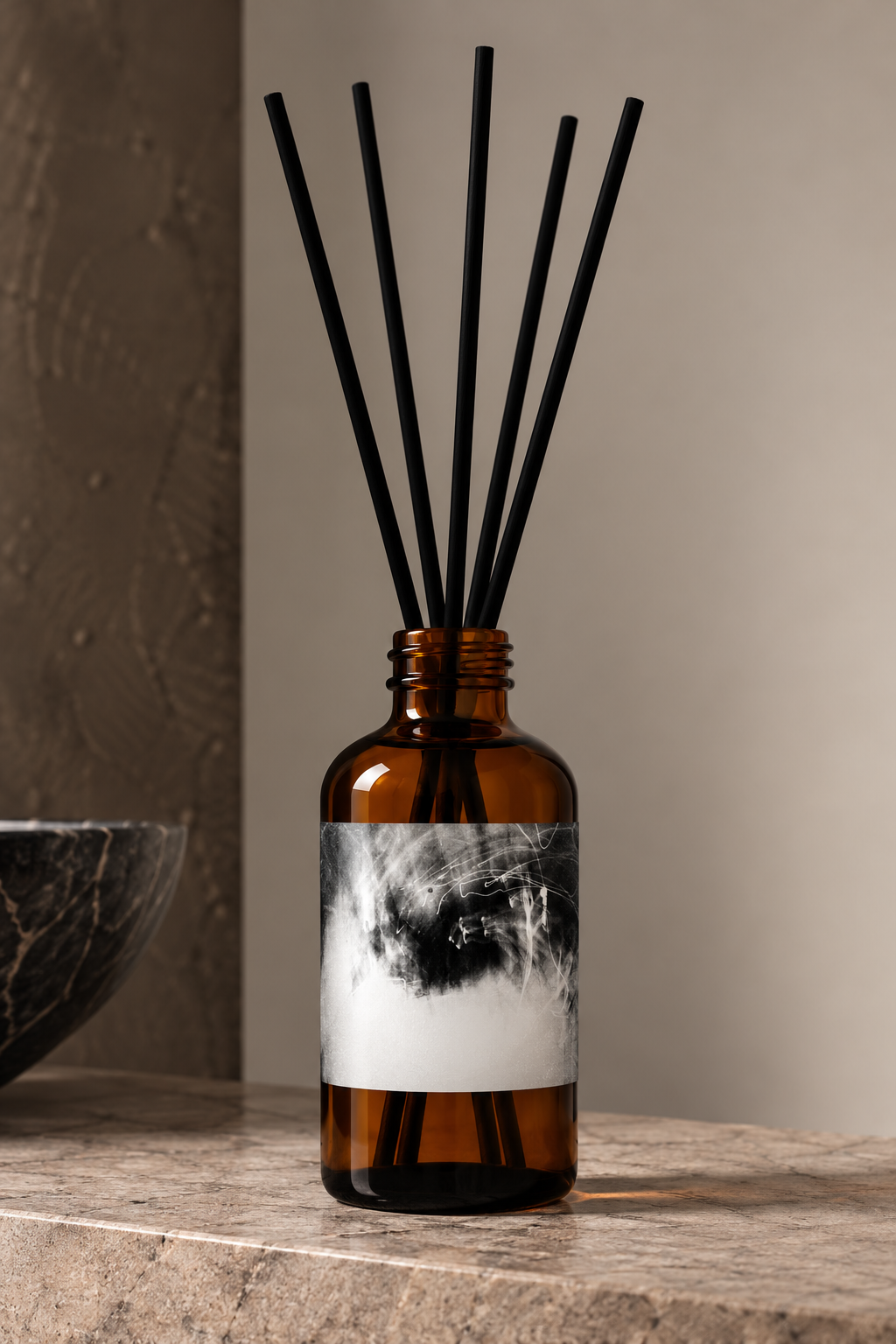 Amber Reed Diffuser with Abstract Label.png