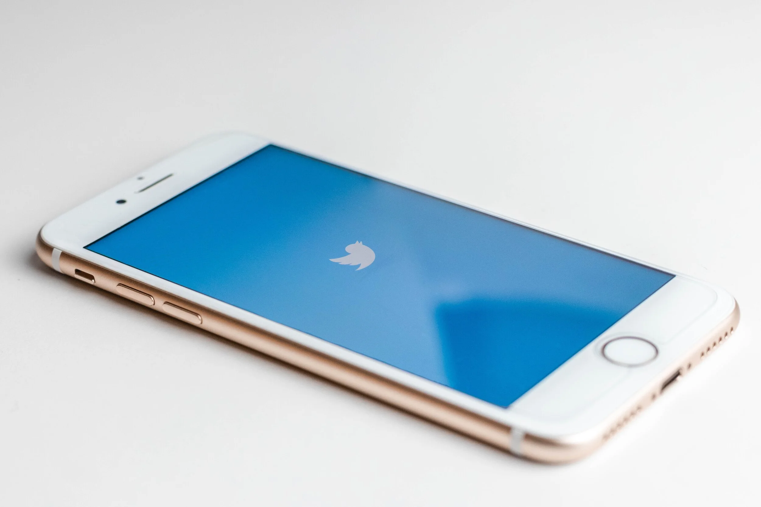 Twitter Implements A Tipping Feature