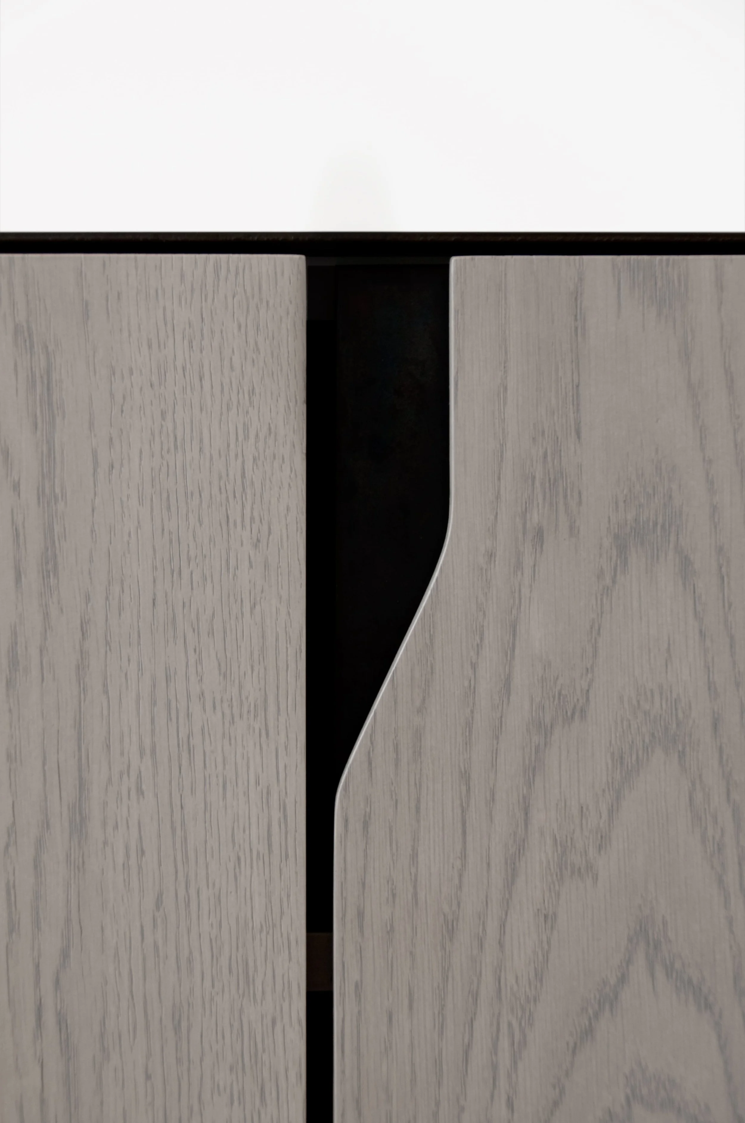 Titan-Cabinet_Titan_012-(1).jpg