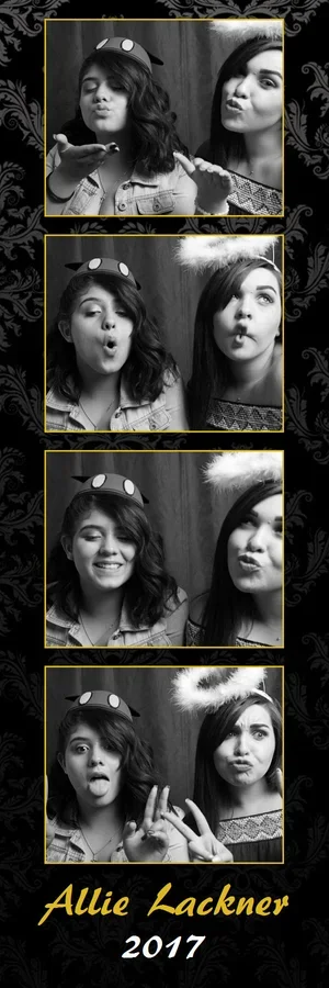Graduation+Photo+Booth+1.webp