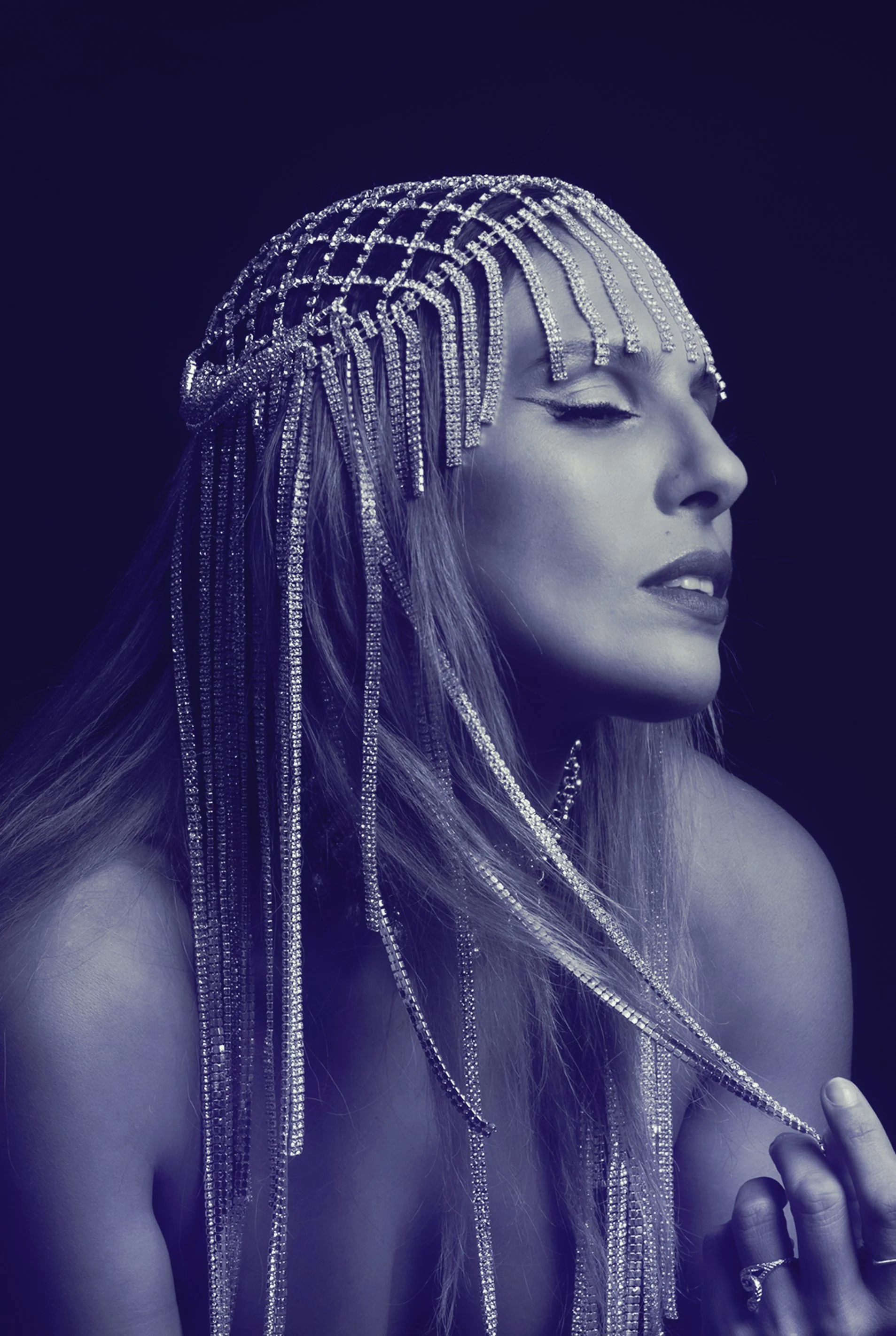 meryem bleue- official.jpeg