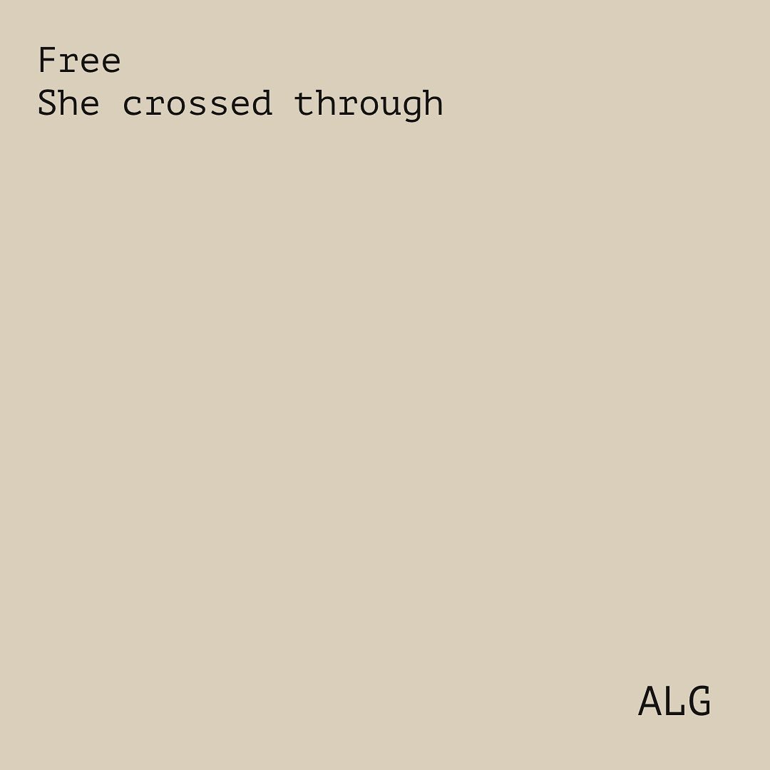 May 19, 2022 
Page 286
🙏🏻❤️
@anjoola8 + @jen.broemel + @pegalito 

#erasurepoetry #blackoutpoetry #blackoutpoem #poetry #poems #poem #scribble #scribbleitout #poetryisart #artispoetry #thefountainhead #fountainheaddaily #scribblebookpenpoemart #dai