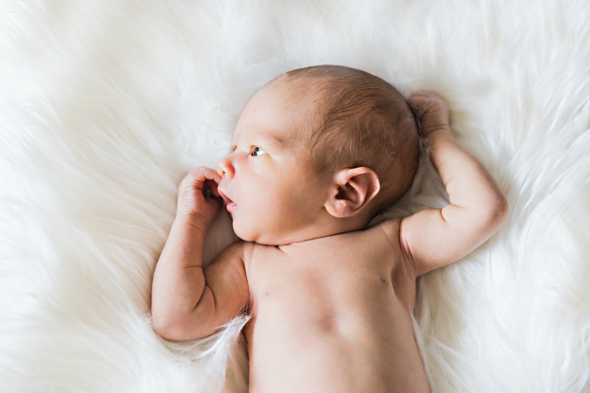 FREE Baby Sleep Schedule Guide