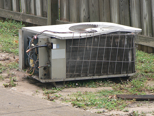 qnr-broken-air-conditioner.jpg