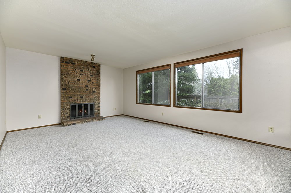 30-Family Room Small.jpg