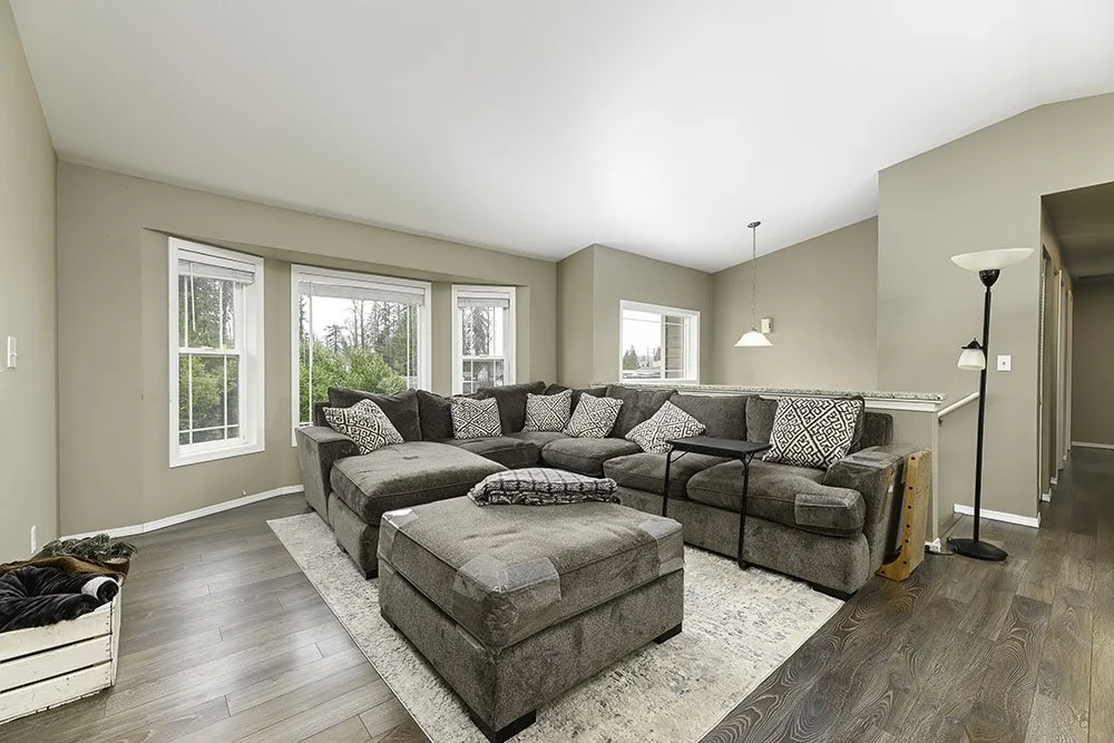 10-Living Room Small.jpg