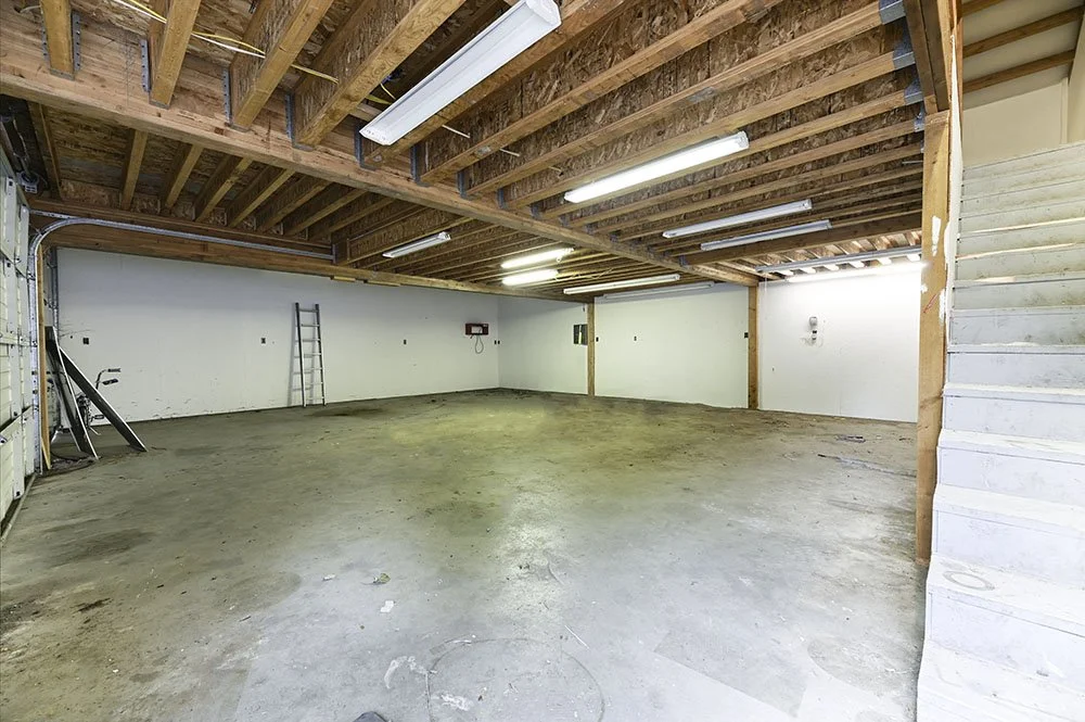 17-Barn Small.jpg
