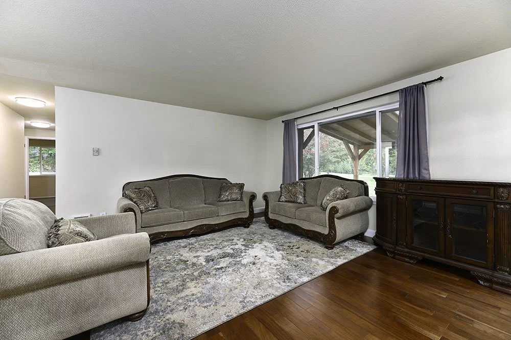 35-Living Room Small.jpg