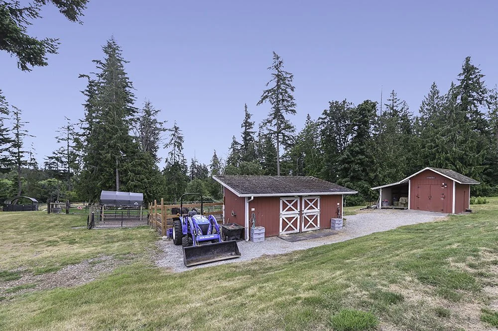 3-Horse Barn Small.jpg