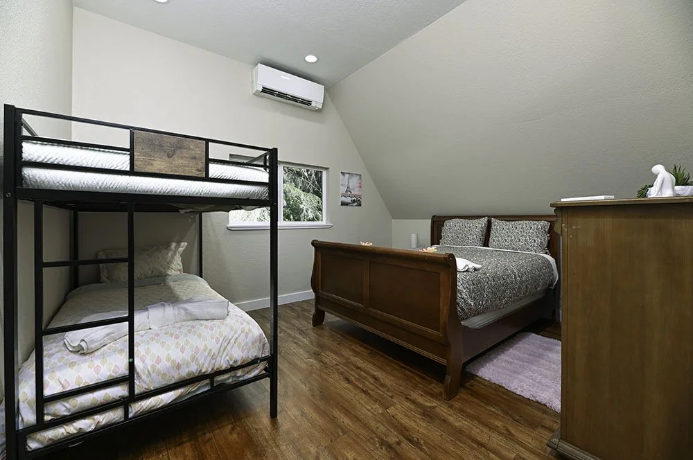 34-Bedroom 1 Small.jpg