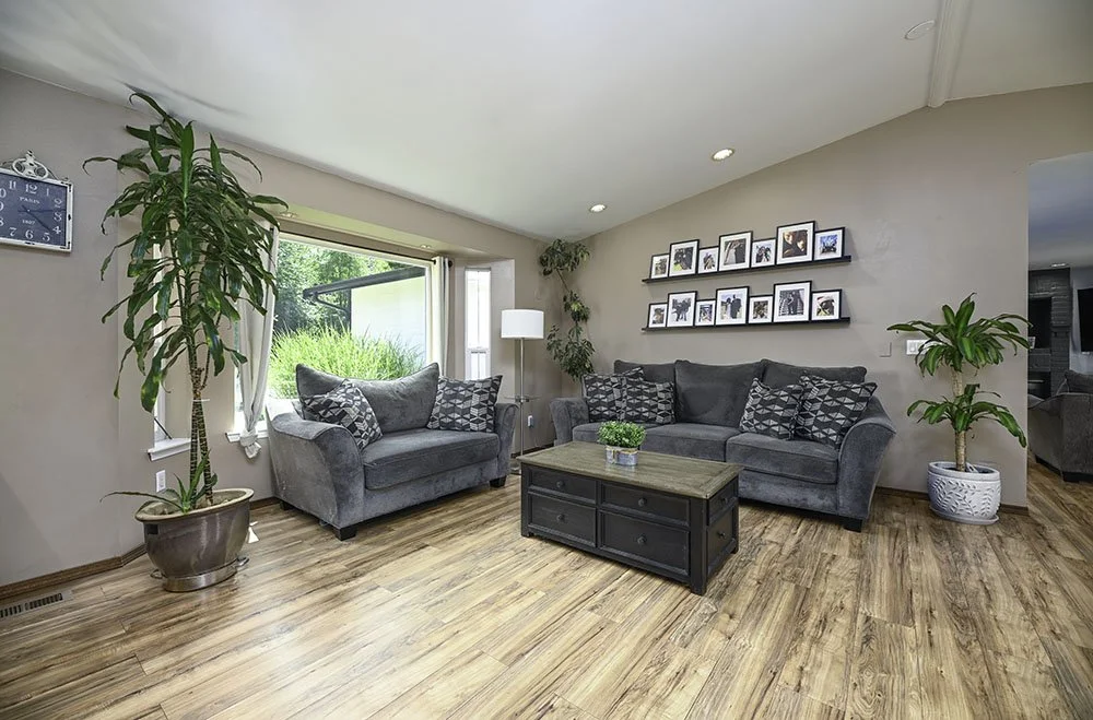 17-Living Room Small.jpg