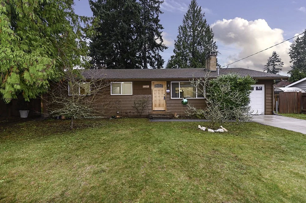 1-Front of House Small.jpg