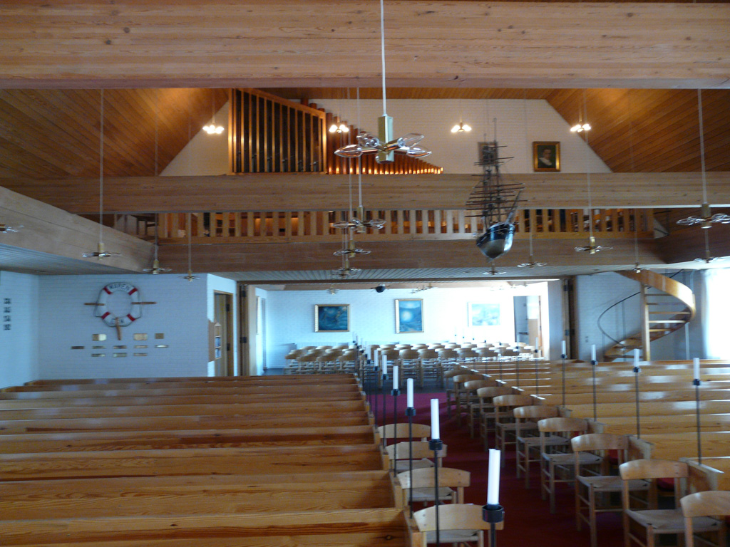 organ and choir balcony