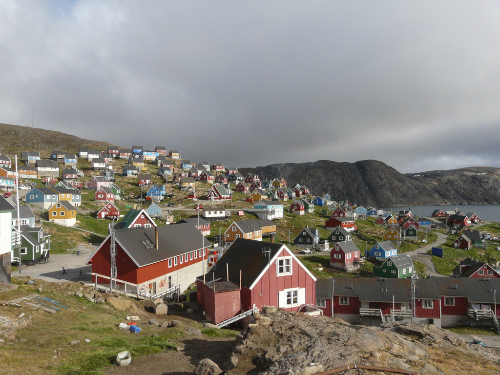 the colorful houses of Upernavik