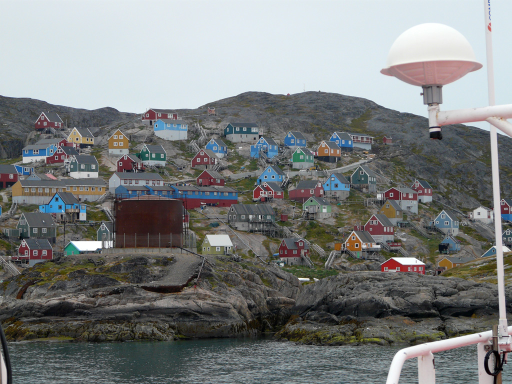 Kangaamiut's complicated network of stairs and walkways