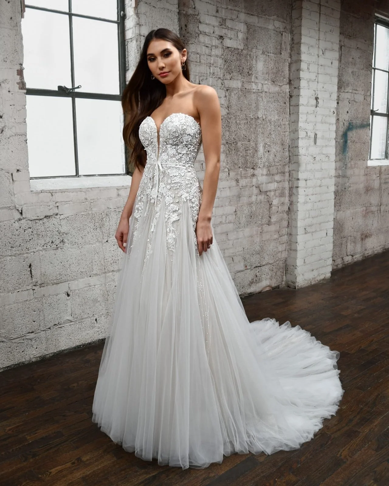 1358-F-Catalog-M21-MartinaLiana-1280x1920.jpg