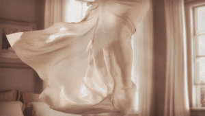 esteeLauderSN_thumbnail.gif