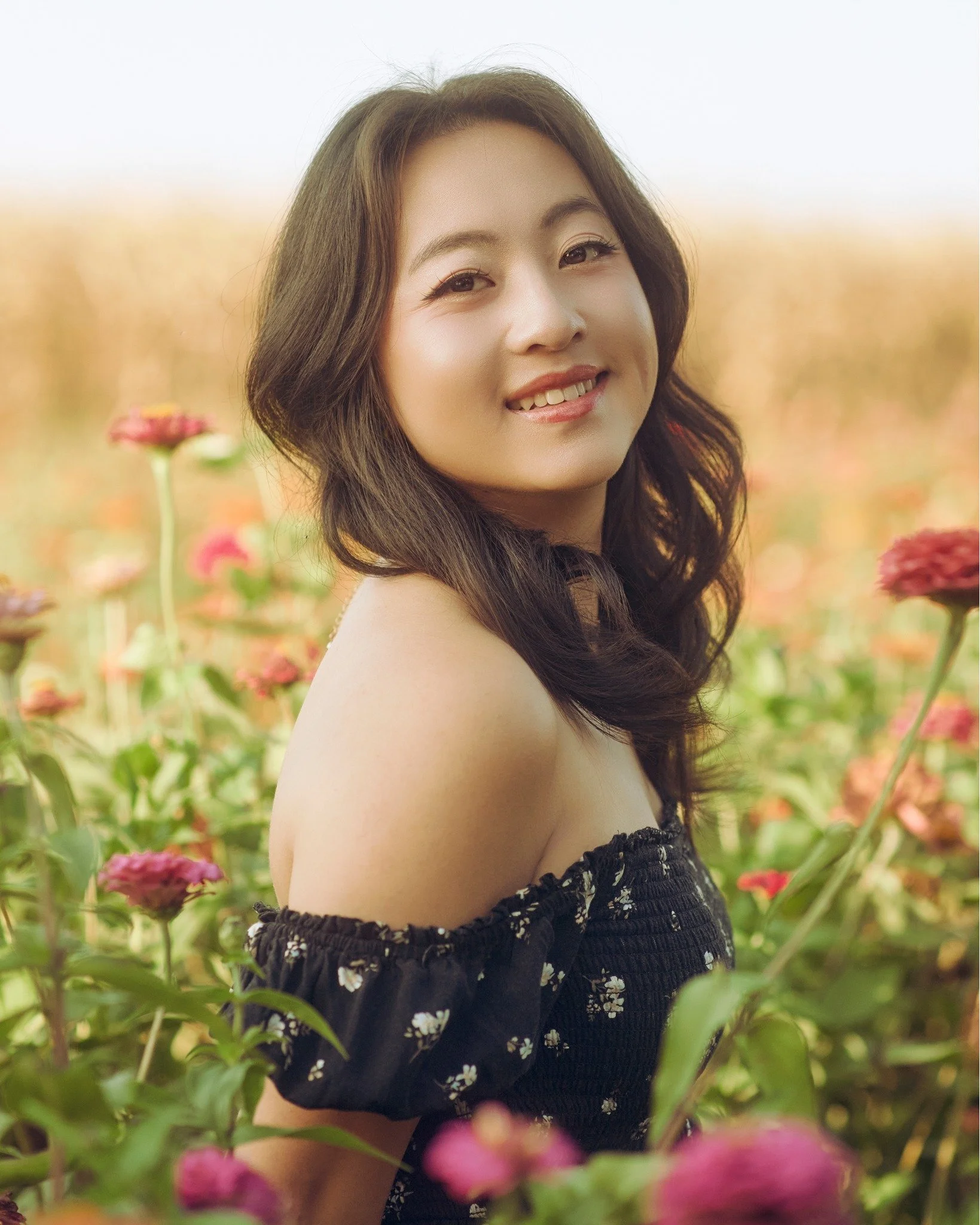 Amidst the busy month of September, I was in the middle of finding a new home, moving out, working on projects, collaborating with ECHNY, and just being pulled in different directions.

Then I received a little message to capture Bella for her senior