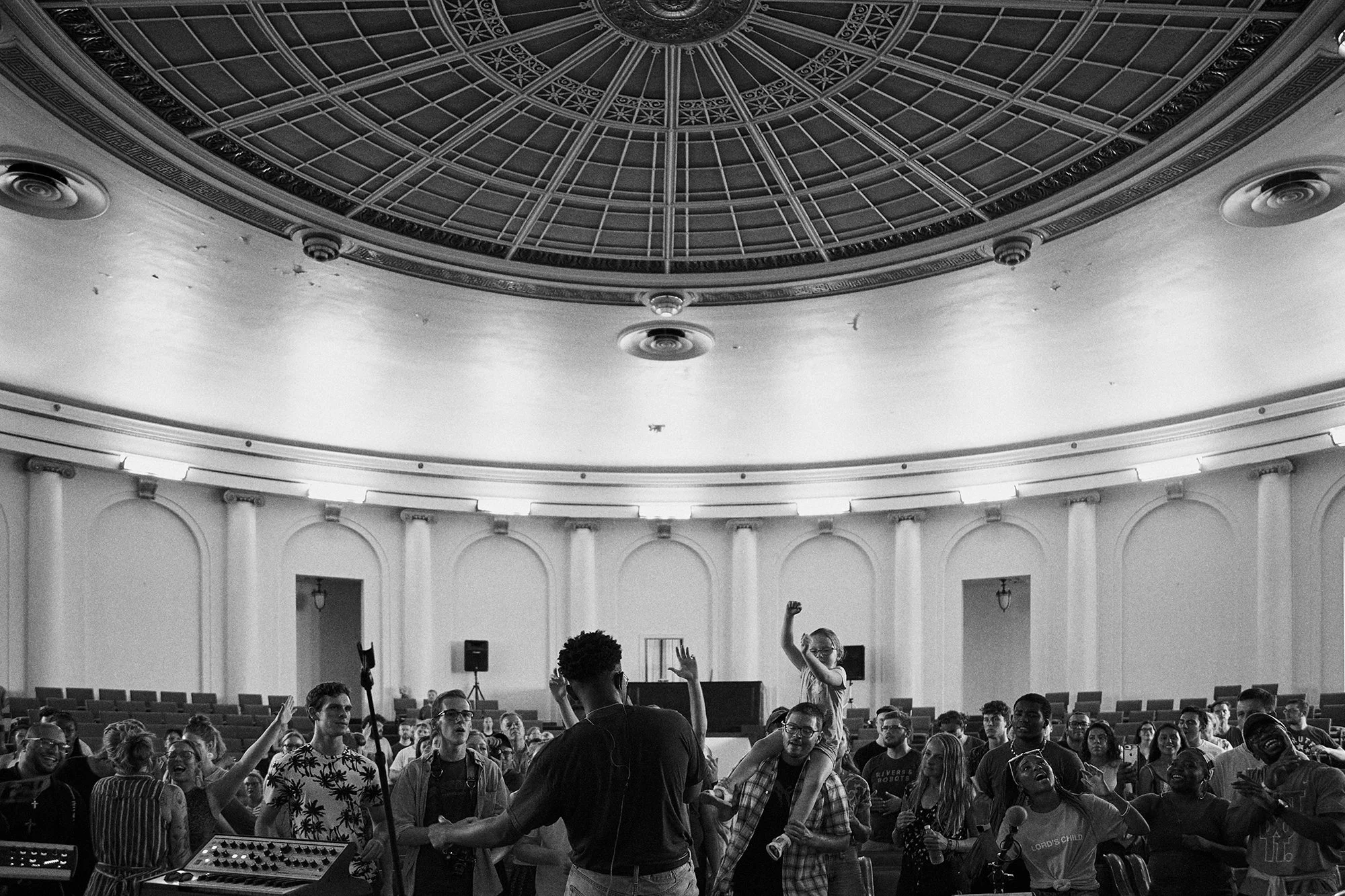 RAP_2019_NIGHTS AND DAYS TOUR_06.jpg