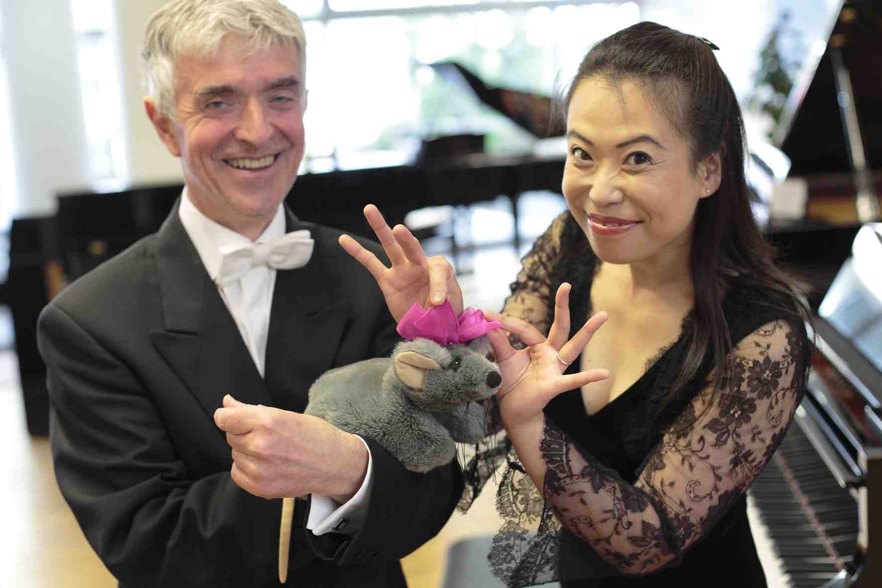 Albert Landertinger und Maki Namekawa mit Topolina. (c) Christian Herzenberger