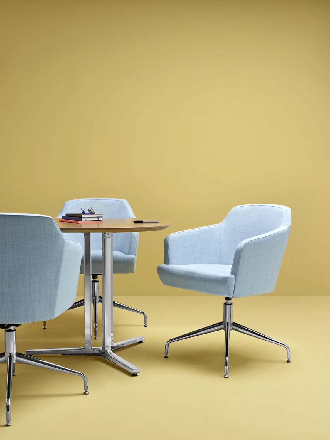 Herman Miller Studio 28-04-1530634comp.jpg