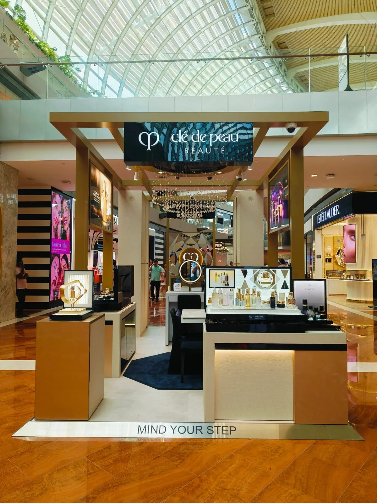 Cle de Peau @ MBS