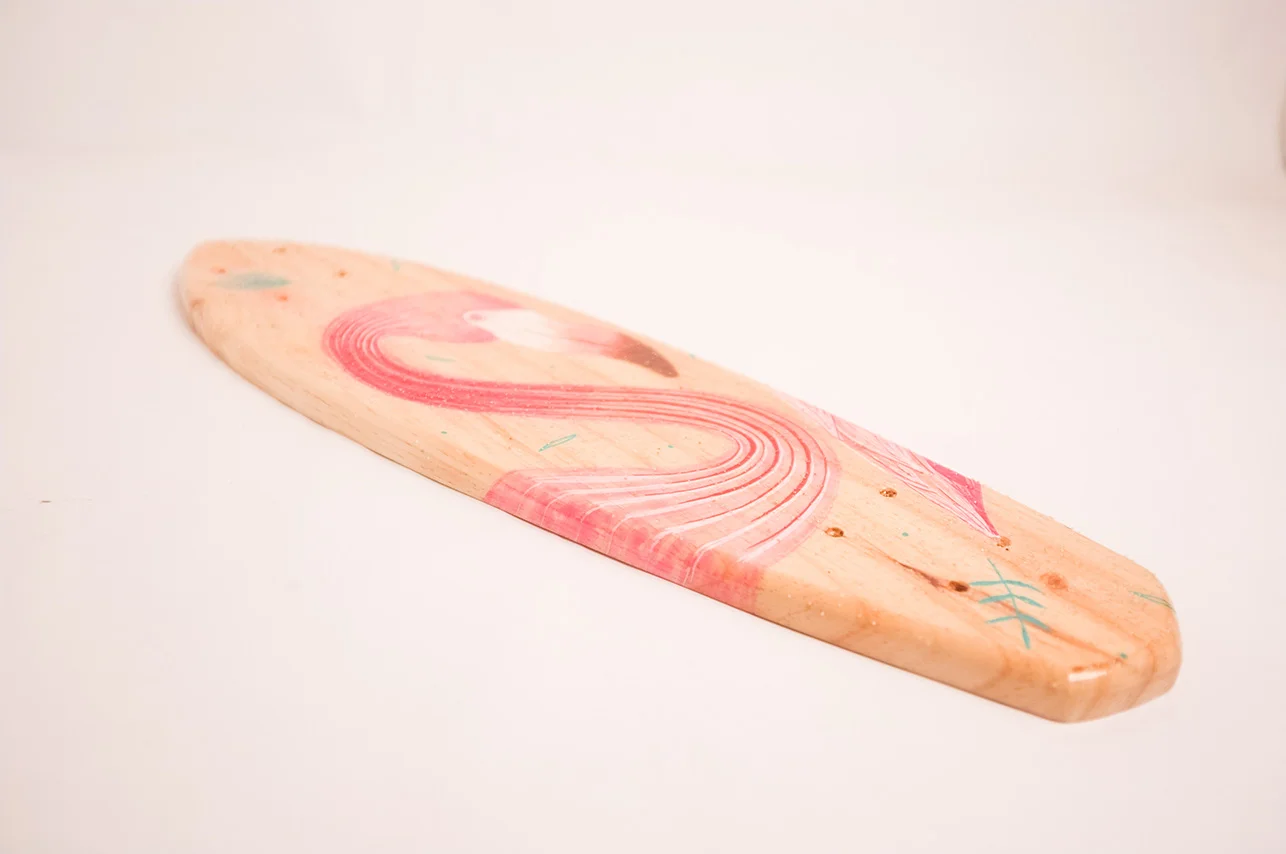taula flamingo lateral frontal PW.jpg