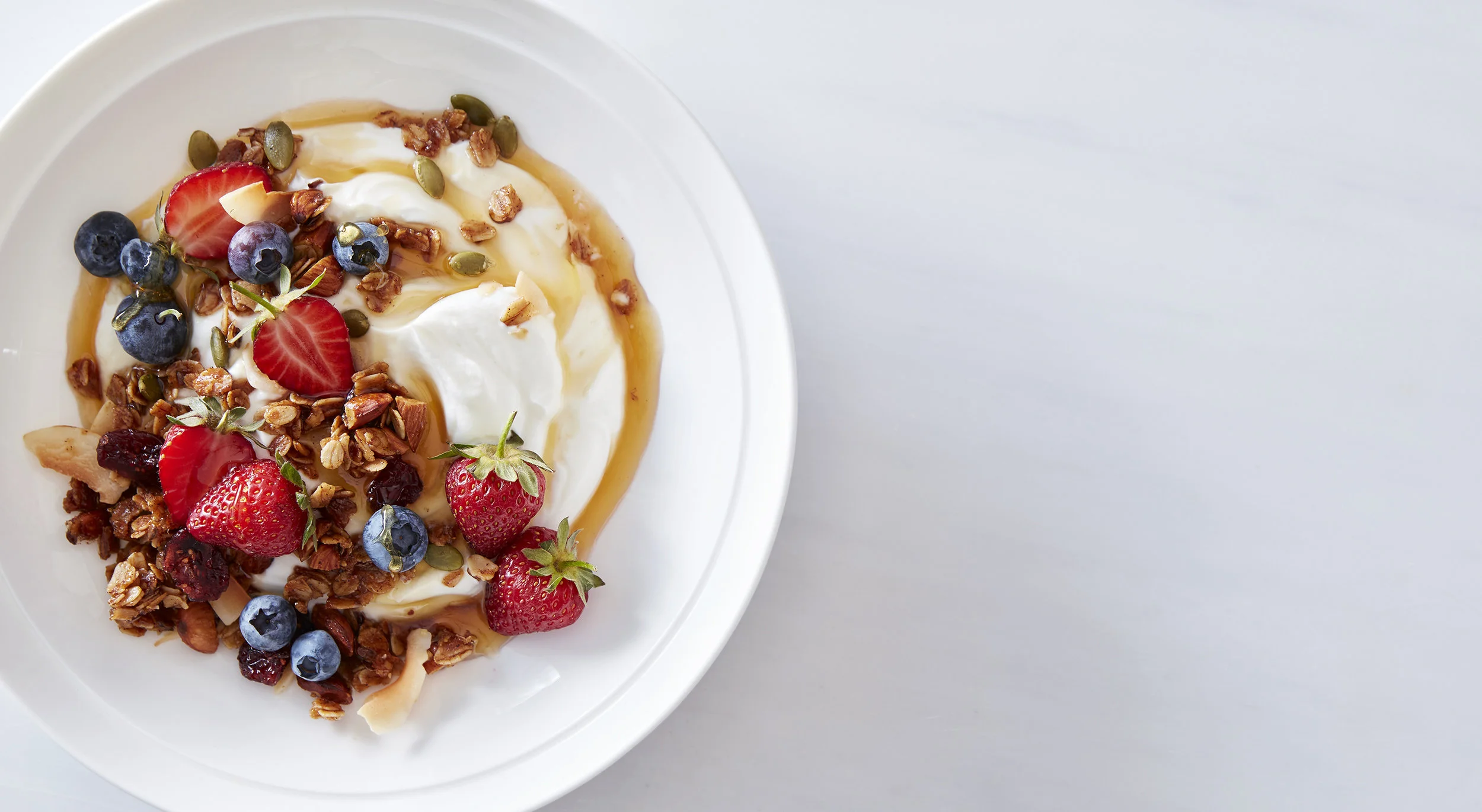 FruitGrains_HoneyGranola_v4.jpg