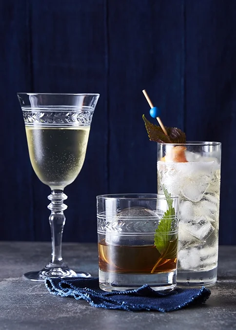 EtchedGlasses_v1_161014.jpg