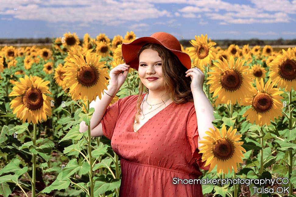 Highschool girl seniors and flowers.jpg