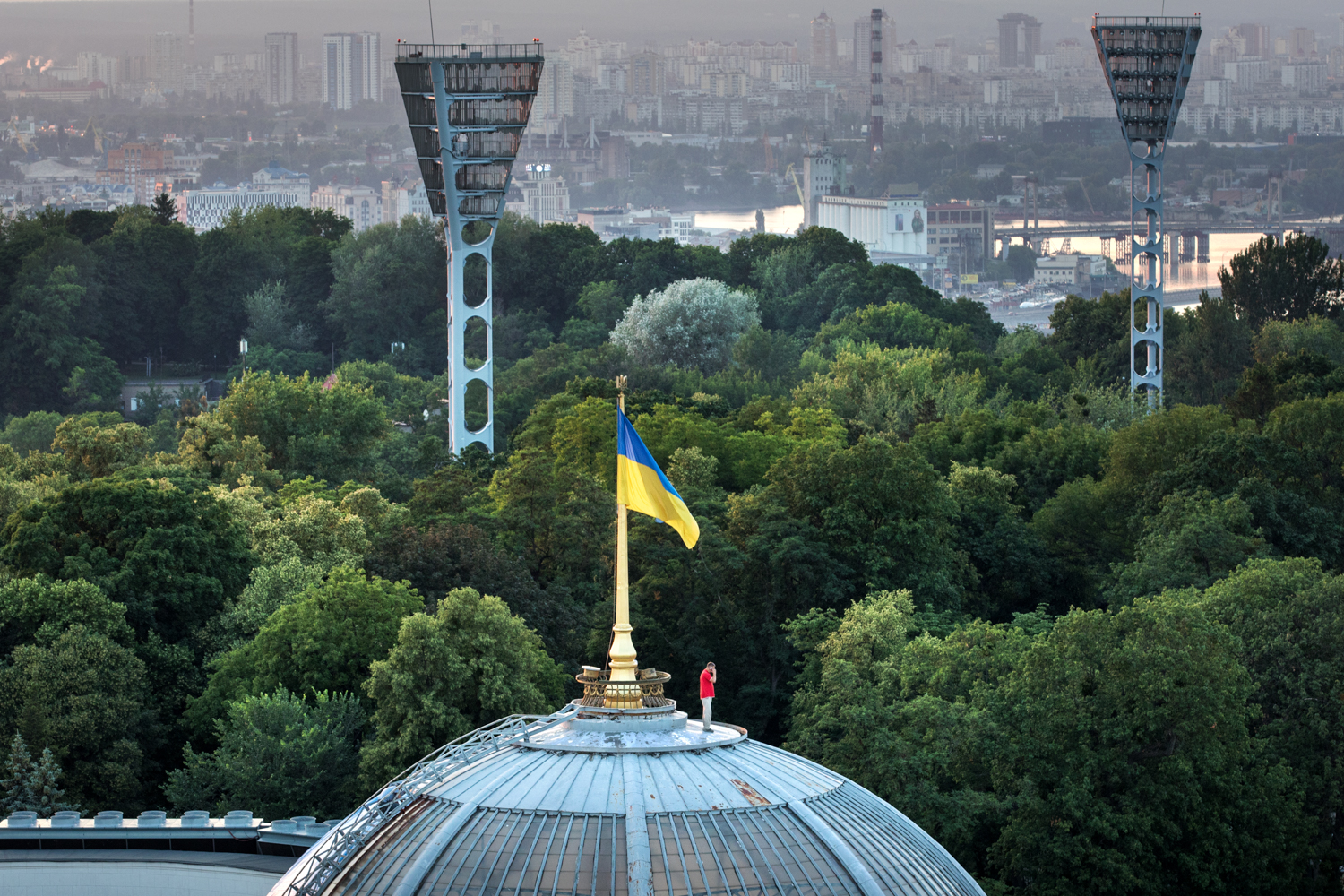  Images as part of the reconstruction of the cyber attack Petya for De Volkskrant. Petya hit 64 countries and affected hundreds of companies; from hospitals to airports. But nowhere the affects have been as severe as in Ukraine.  Together with journa