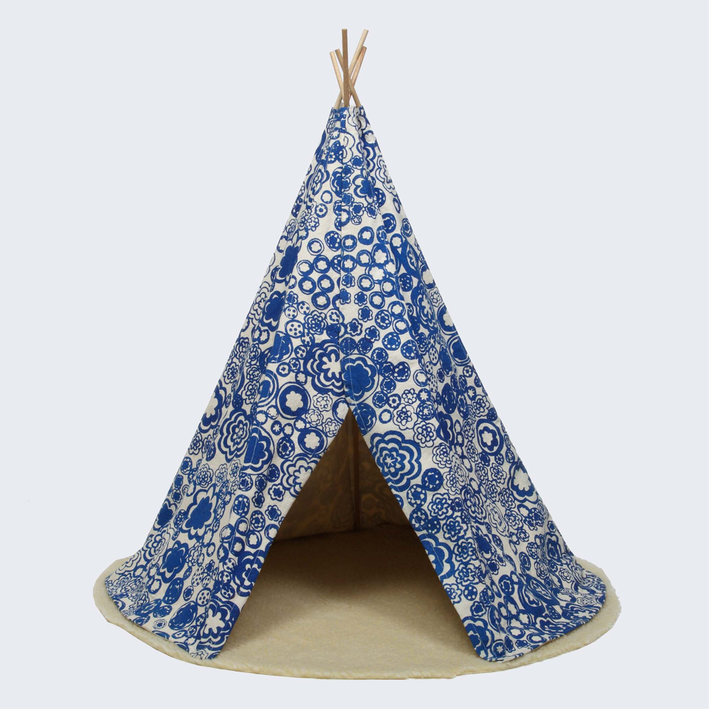 3670413be397c848-KITTY_JONES_TEEPEE_GP.jpg