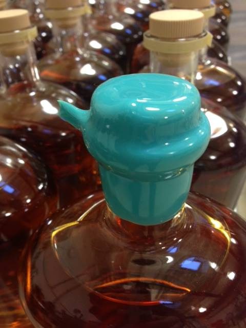 4ccf51ee72affa90-waxedbottle.jpg