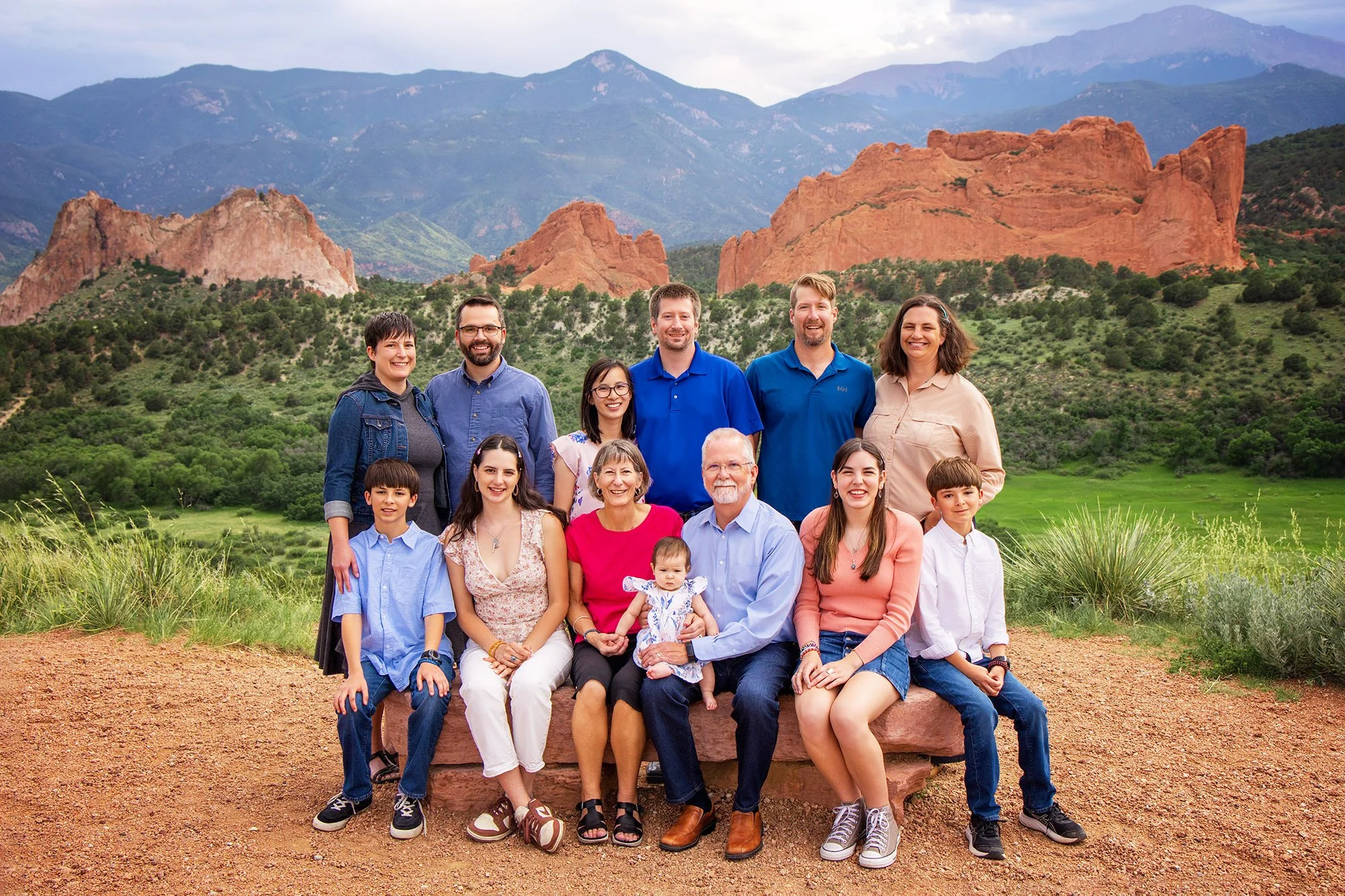 Garden of the Gods family photography session.jpg