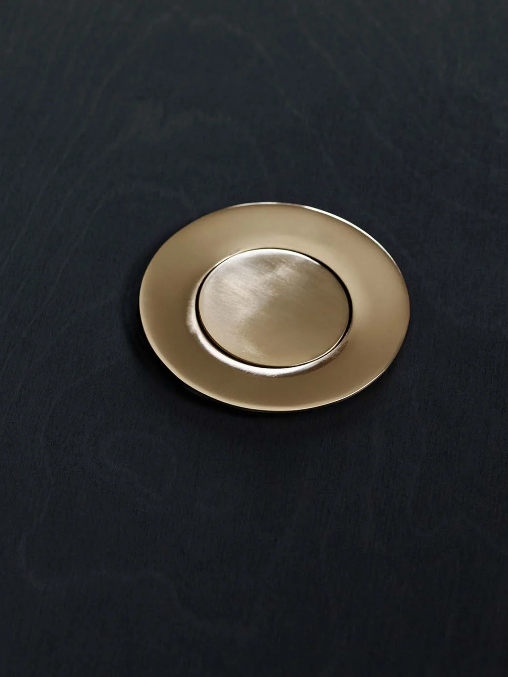 Flip top basin waste1.jpg