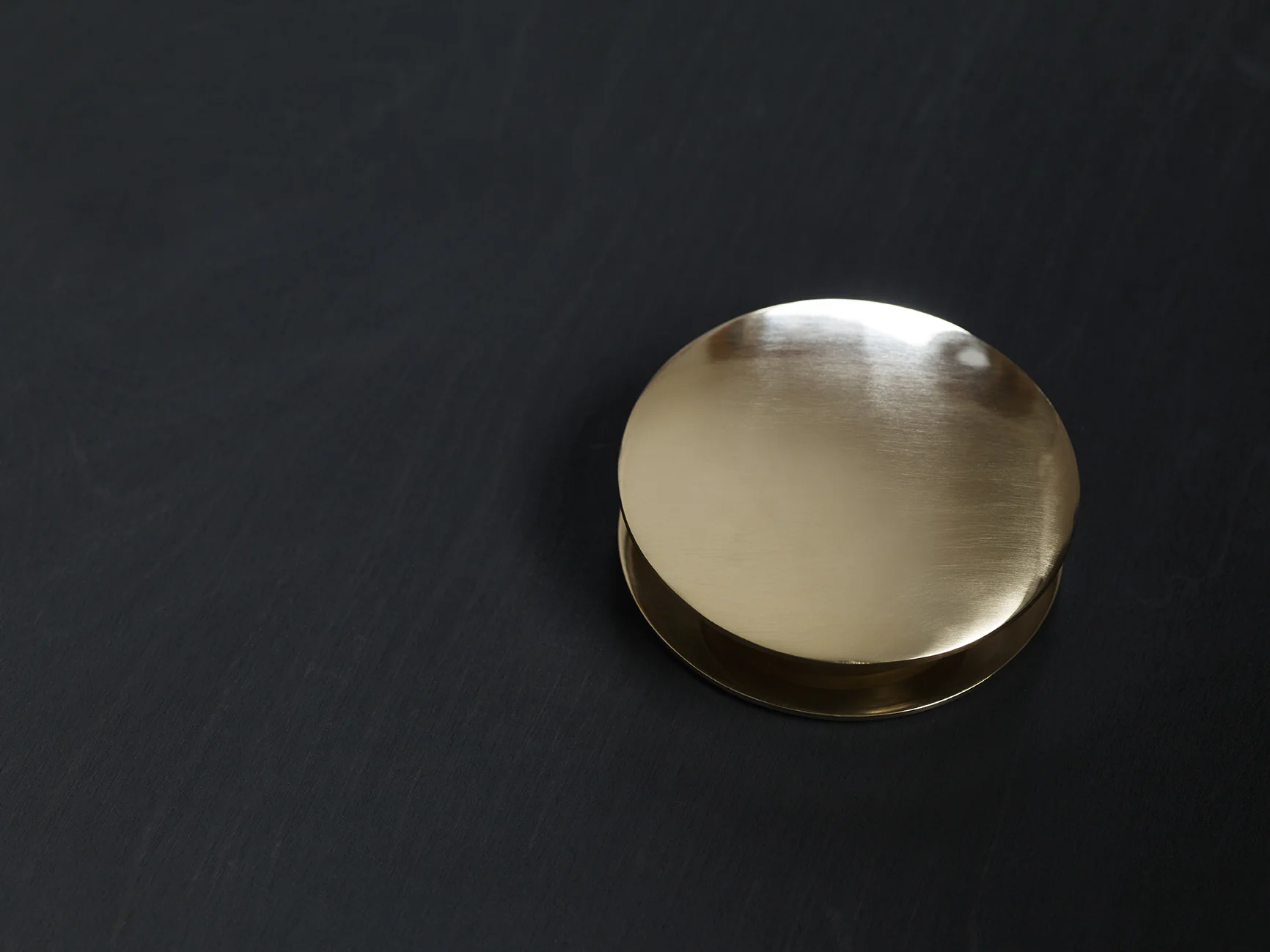 Pushbutton-waste-58672.jpg