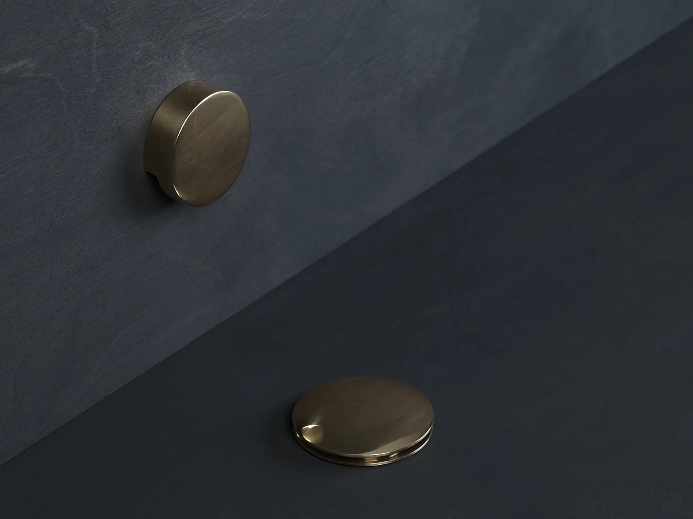 22 - Push Button Bath waste with overflow.jpg