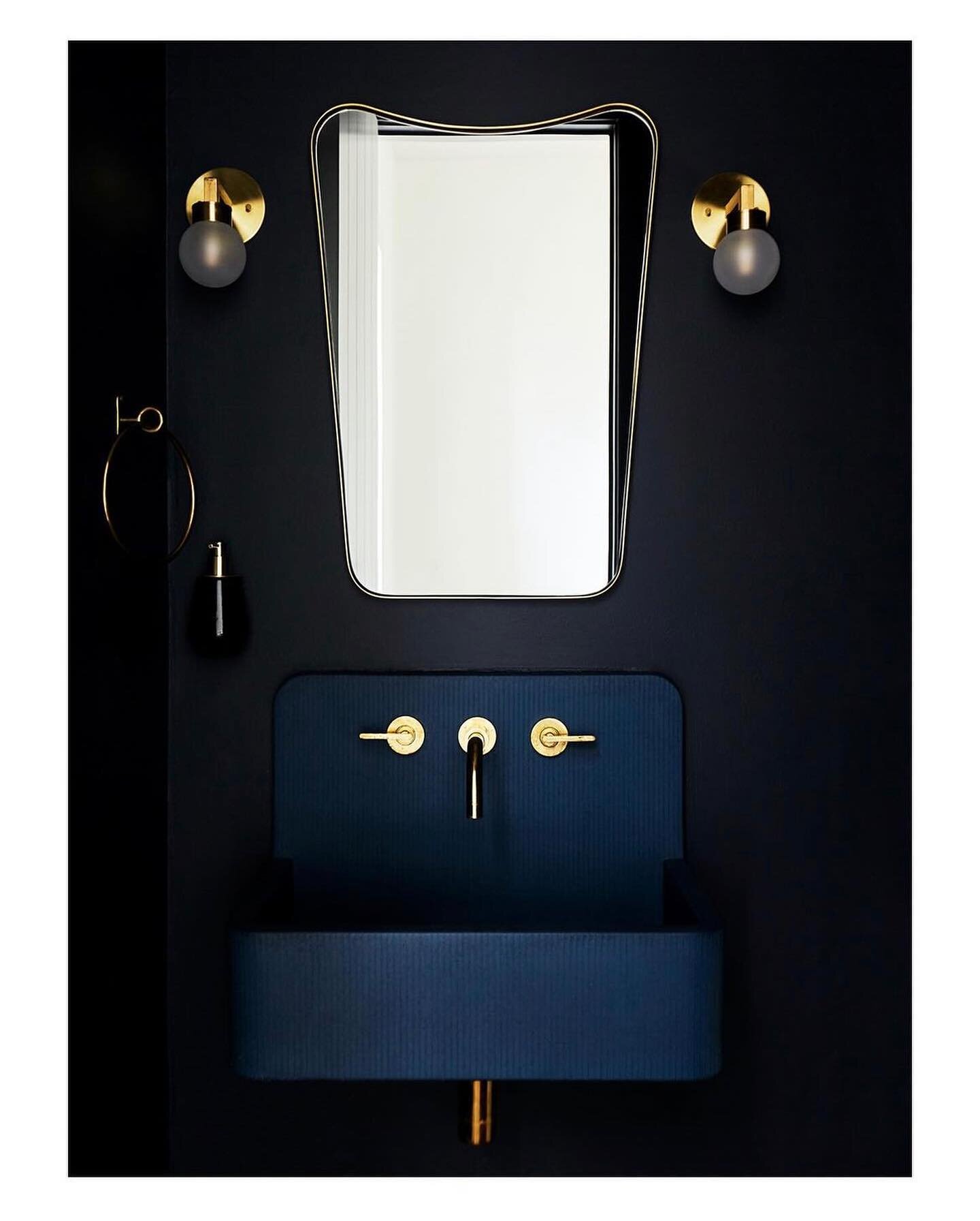 Brass on Blue - our unlacquered brass finish once it has gained its natural patina. Although supplied polished the finish dulls once the brass oxidises.  Design by @annakidd.design Photo by @yanglincphoto #unlacqueredbrass #rawbrass #brassfaucet #bra