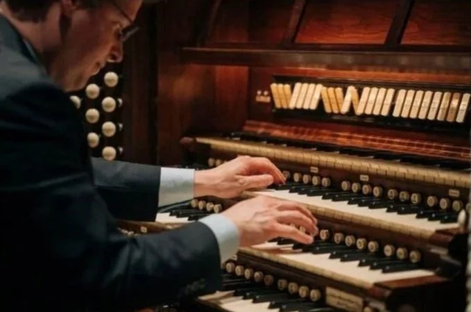 Organist Paul Jacobs 2021 Intl Performer of the Year Award from American Guild of Organists