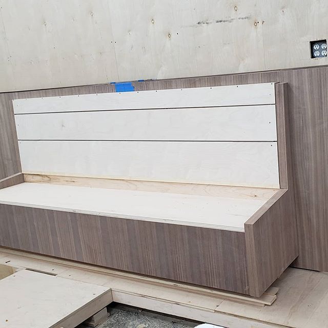 Looking forward to Monday, and getting this banquette finished up for @ao_atelier #customkitchen #banquette #kitchenideas #interiordesign #millwork #kitchendesign #customfurniture #dresser #livingroomdecor #designbuild #upbeatcustomdesigns #bespokede